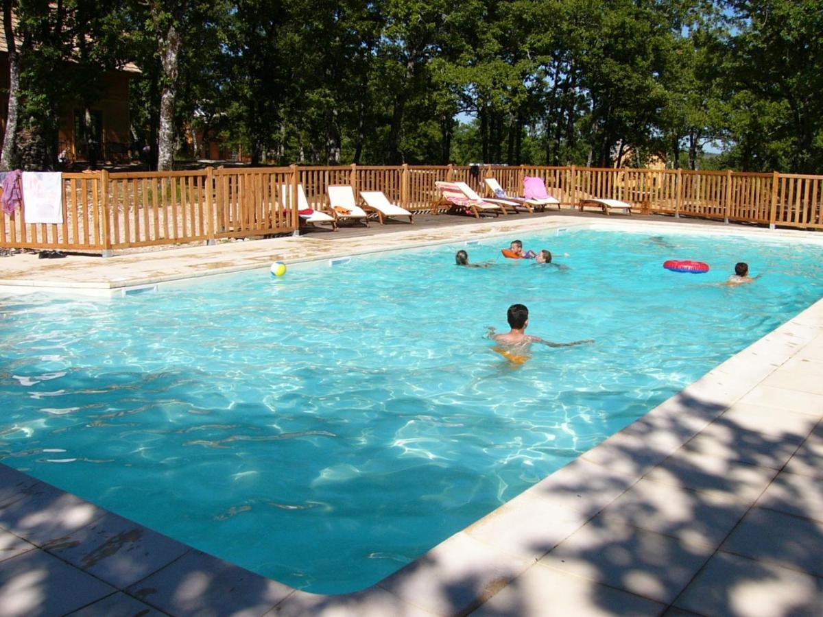 Le Bois De Faral Hotel Le Bastit Buitenkant foto